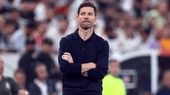 足球比赛免费直播在线-阿隆索身边人：更衣室有不听话的小团体，包括维尼+贝林+82