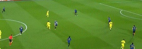 足球免费直播-【欧冠】C罗破僵+策动桑乔进球 曼联2比0胜黄潜出线